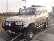 Přední pevnostní nárazník s bullbarem Toyota LC 80 Přední pevnostní nárazník s bullbarem Toyota LC 80